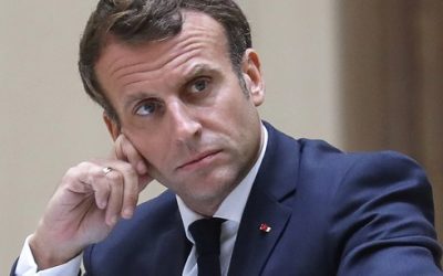 Report de l’âge du départ à la retraite à 65 ans.